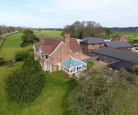 Redbrook Farm BnB - Gateway to the New Forest