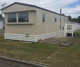 Lovely 3 Bed Caravan, Milford on Sea