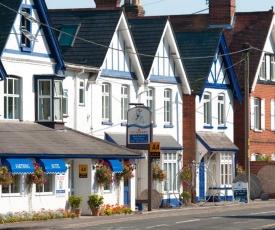 Penny Farthing Hotel & Cottages