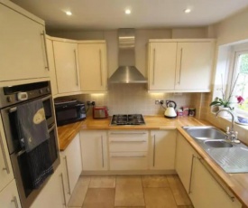 Beautiful house-South Manchester-close to airport