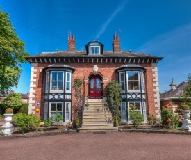 Brooklands Lodge - Bed & Breakfast