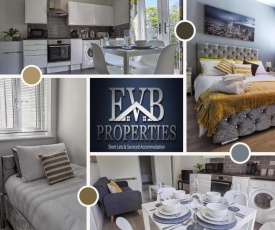 Spireview 2 Bedroom Apartment EVB Properties Short Lets & Serviced Accommodation ,Titanic City- Southampton