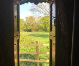 Glamping in traditional huts