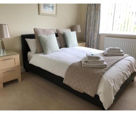 Queens Road Rental - Winchester Accommodation