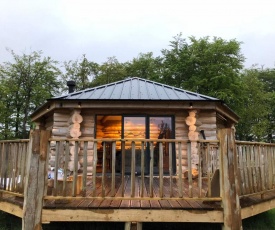 Coed y Marchog Woodland Retreat