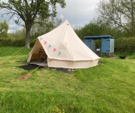 Glamping at The Homestead - Ensuite bell tent