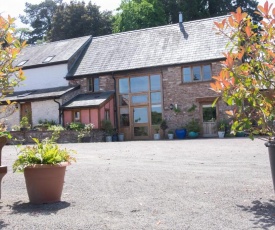 Thatch Close Cottages