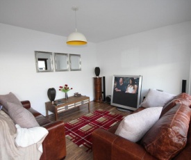 Harpenden House Apartment 2 quality at its best!