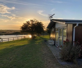 LAKESIDE CHALET