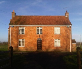 Plumpton House