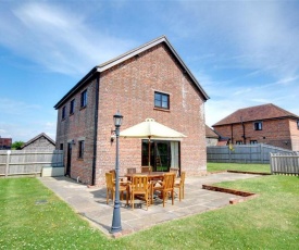 Former Farmhouse in Benenden with Terrace