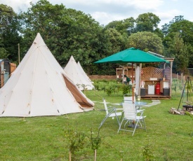 Quex Livery Glamping