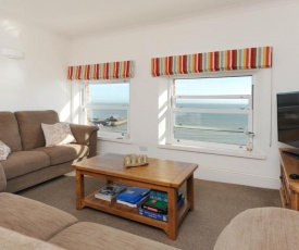 Luxury Two Bedroom Apartment with Fantastic Panoramic Sea Views