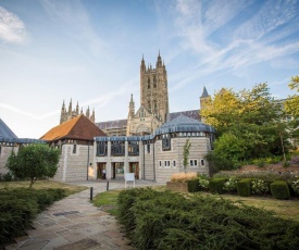 Canterbury Cathedral Lodge