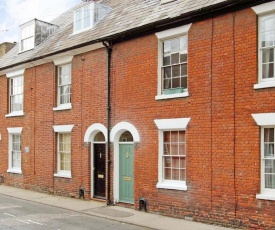 Period cottage within City walls