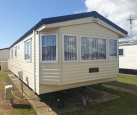 holidayhome-romneysands holiday park