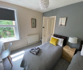 Canterbury Guest Hse#3 - Twin Single or Double bed - Room near city centre