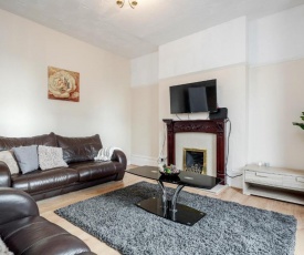 Spacious 5 Bedroom House in Gravesend