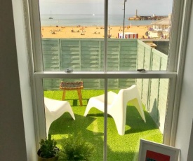 The Turner Apartment - Margate Beach - By Goldex Coastal Breaks