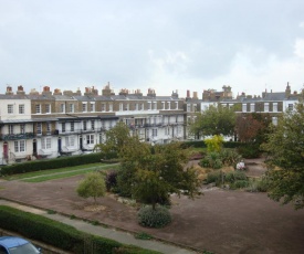 Spencer Court