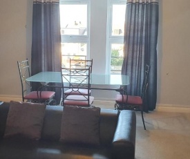 Quiet 2 Bed Apartment with Private Entrance