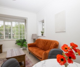 52 Madeira Park flat 6