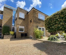 Delf Stream, close to town with lovely sunny terrace