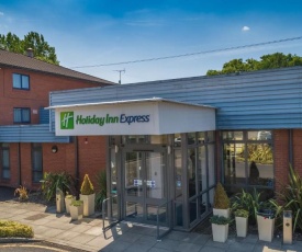 Holiday Inn Express Preston South, an IHG Hotel