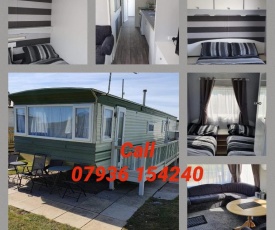 Colemans Caravans 3 Bedroom 6 Birth Caravan Golden Anchor Caravan Park K13