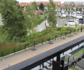 Marina View Holiday Let, Burton Waters, Lincoln