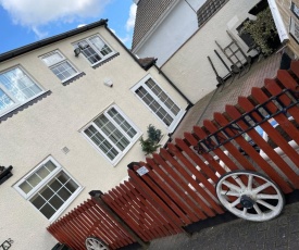 Rain Hill Cottage in Louth