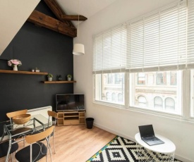 The City Mezzanine Apartment in Northern Quarter