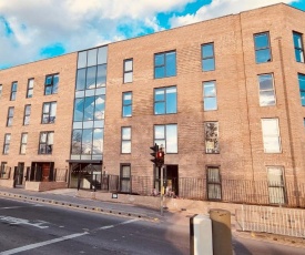 1 Bedroom Apartment at SA Booking Serviced Accommodation Salford - Free WiFi