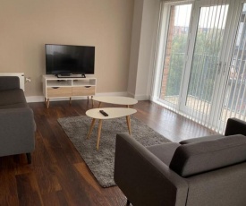 Modern 3 Bedroom Apartment in Manchester