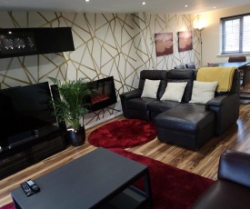 Nightingale Gardens - 4 Bed Detached House - Manchester