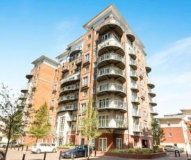 Basingstoke Spectacular 1 Bedroom Apartment